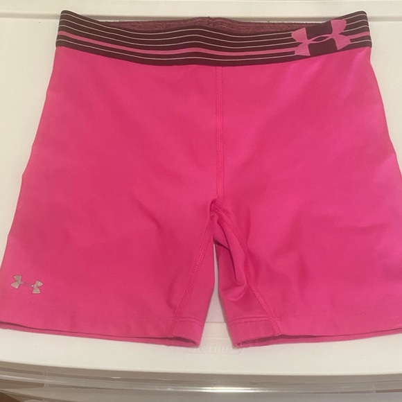 Under armor shorts pink - Picture 2 of 2